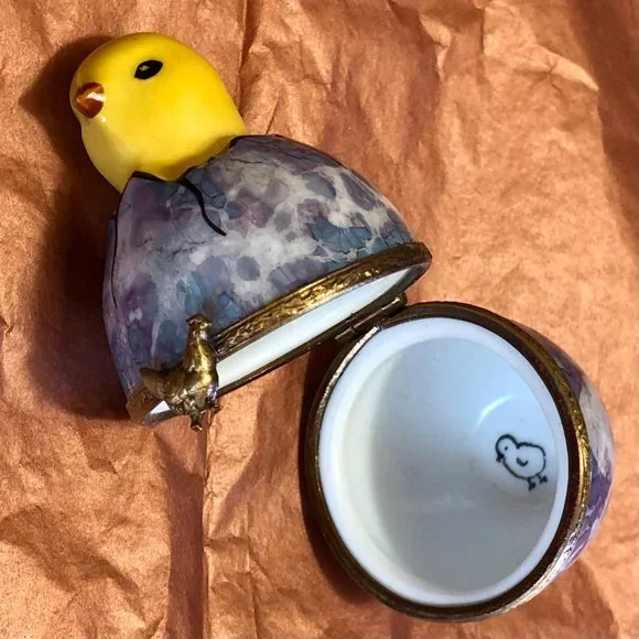 Chick Hatching Limoges Trinket Box